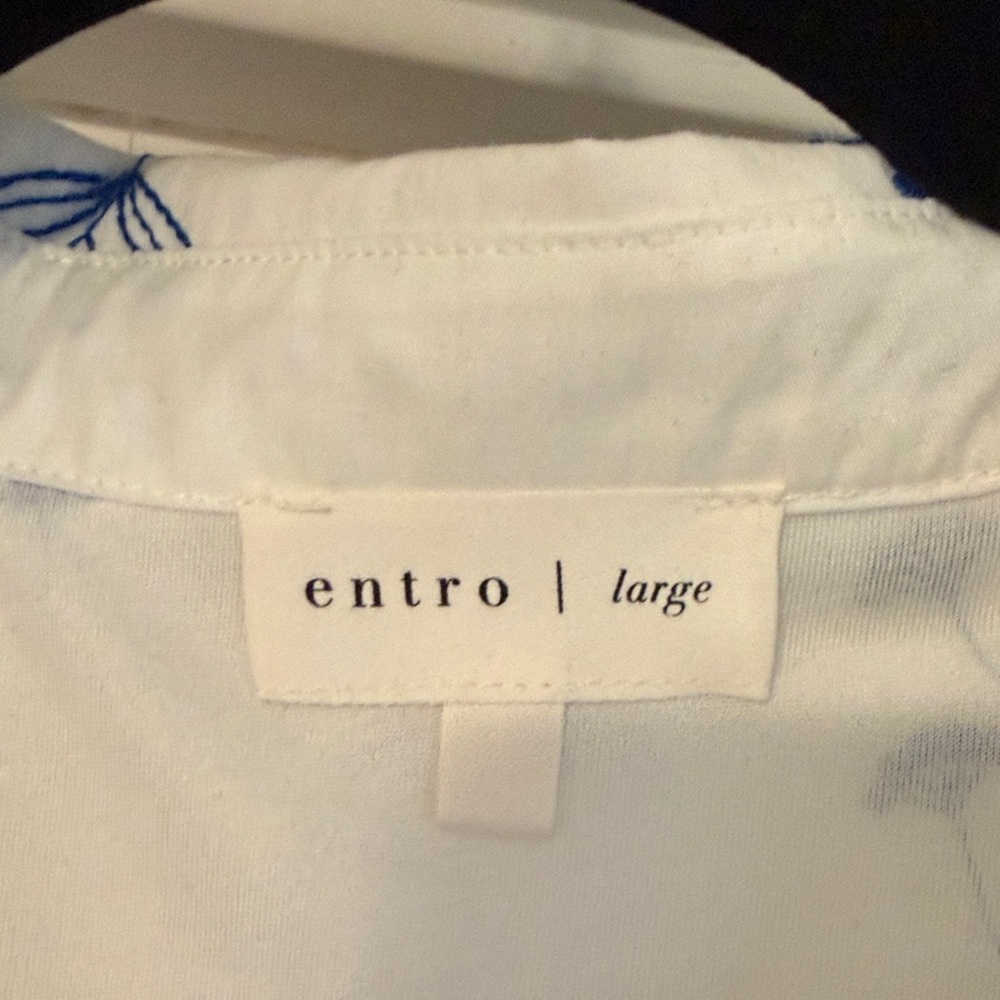 Entro White and Blue Floral Dress - Picture 4 of 10
